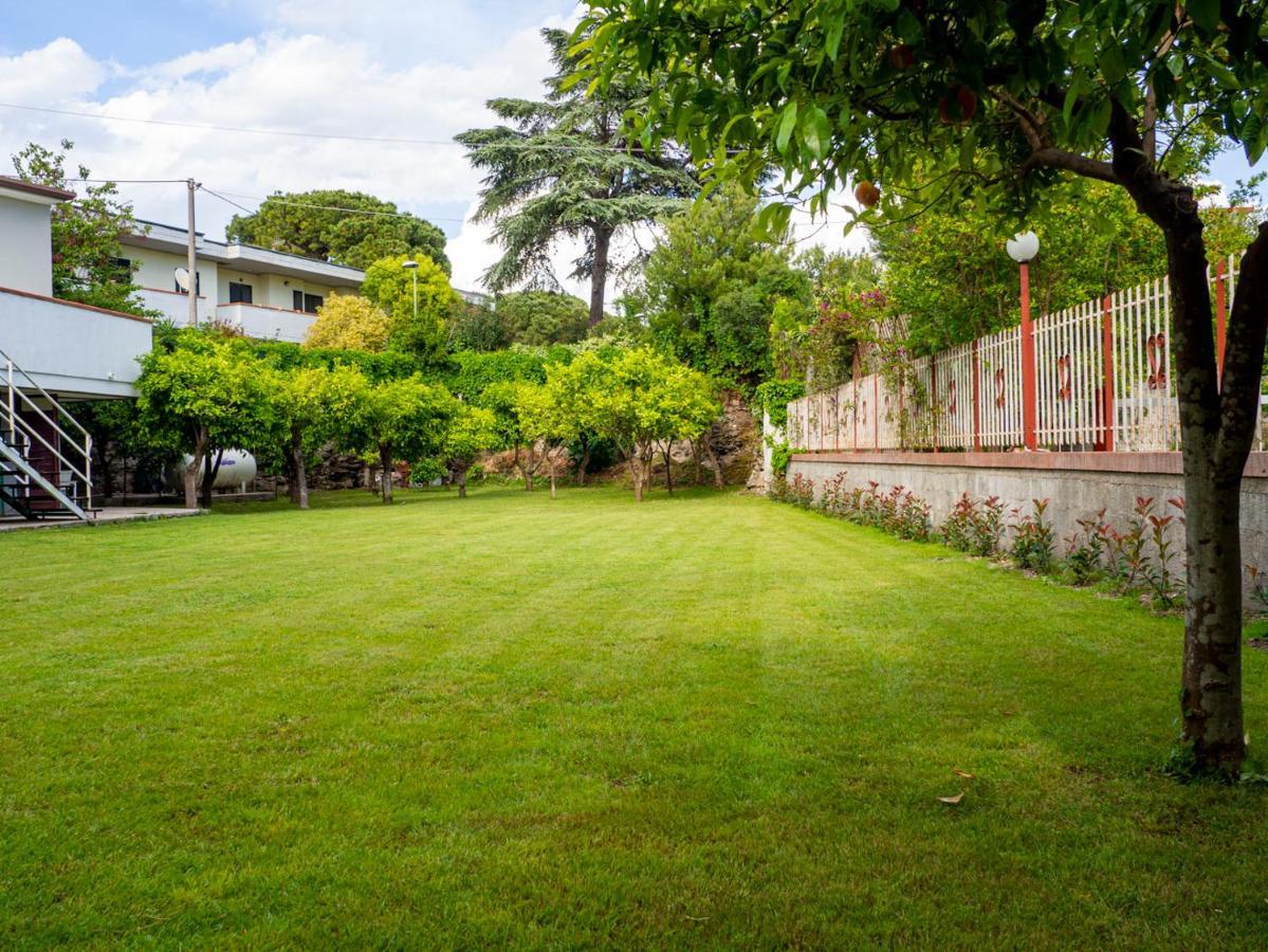 Villa Пестум Экстерьер фото