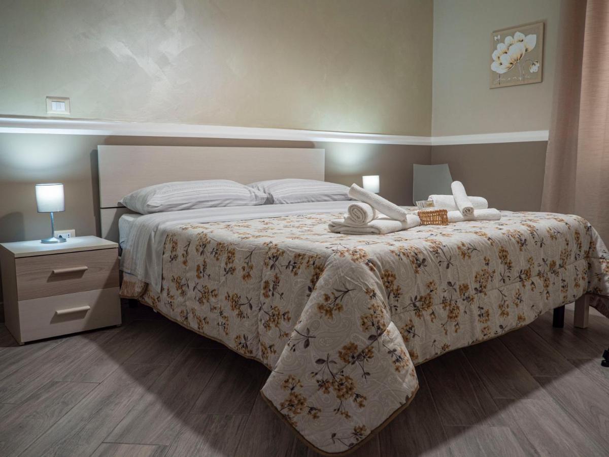 Villa Пестум Экстерьер фото
