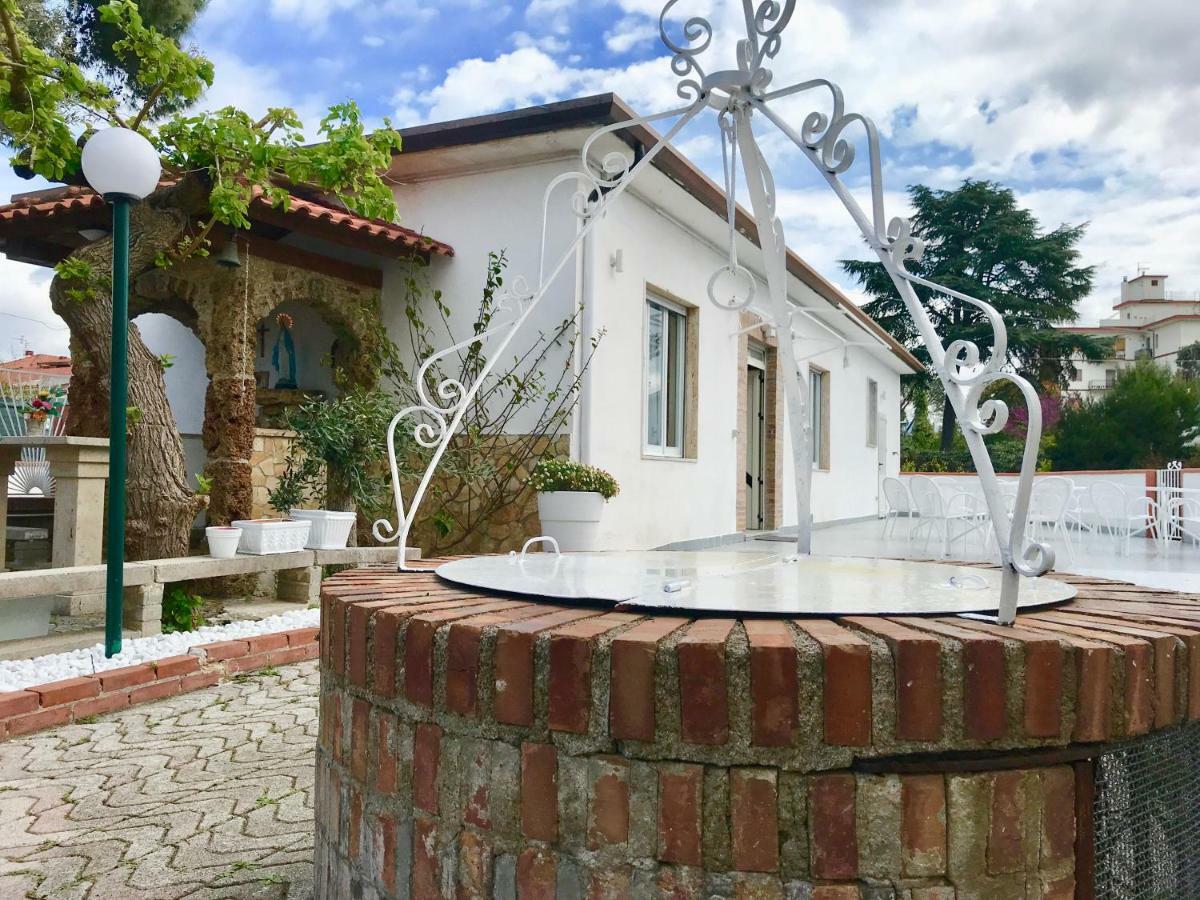 Villa Пестум Экстерьер фото